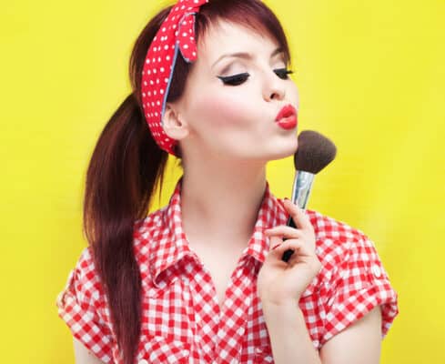 Makeup with Asbestos Risk | Brands and Products | Mesothelioma